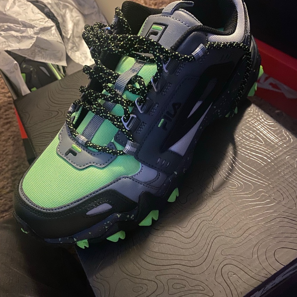 Filas - Picture 3 of 3